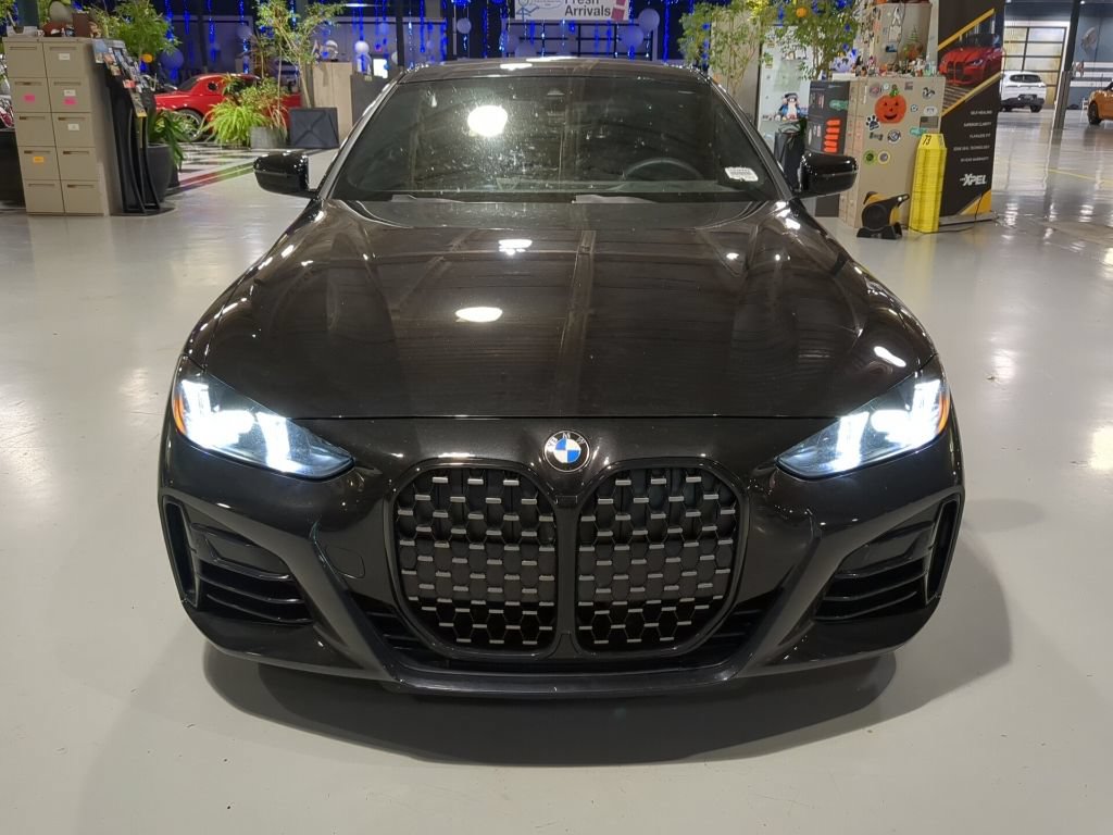 Used 2025 BMW 430i xDrive Coupe w/ M Sport Package AWD/4WD image 3