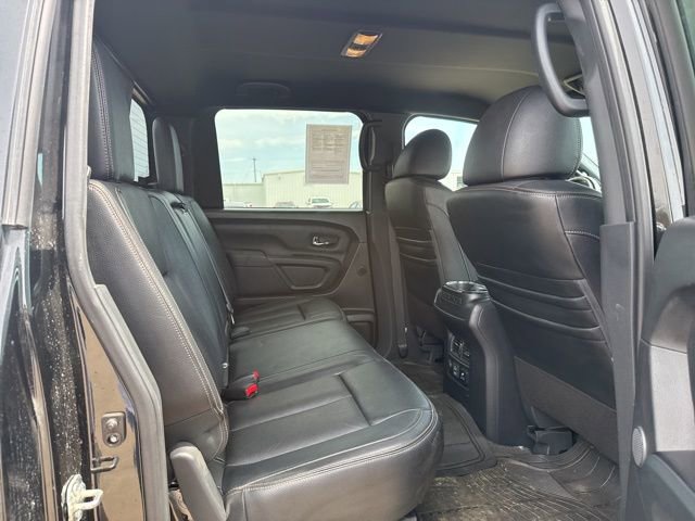 Used 2019 Nissan Titan SL w/ Midnight Edition image 21