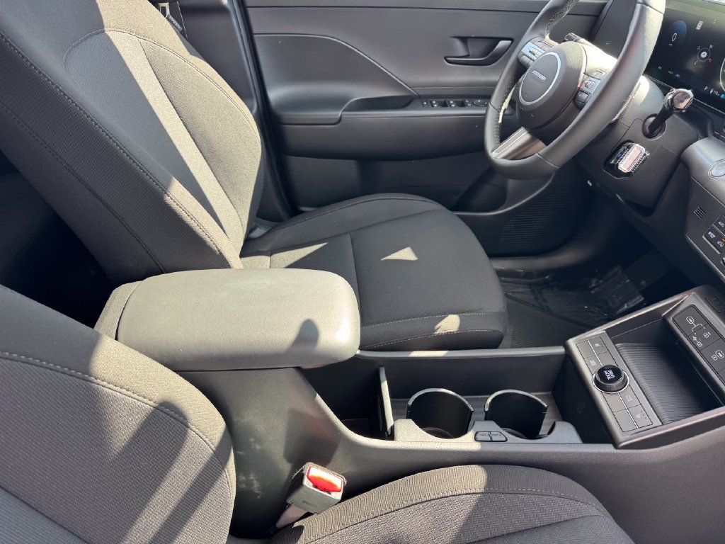 New 2025 Hyundai Kona SEL FWD image 10