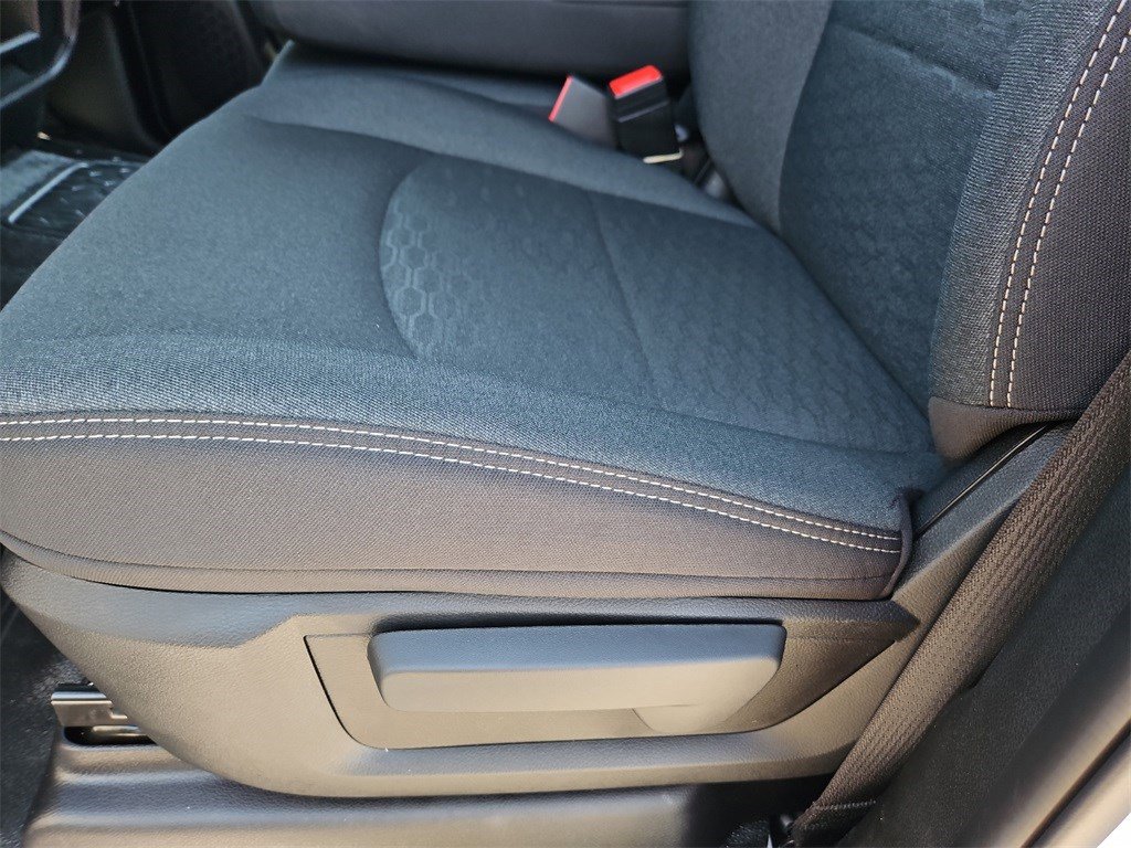 New 2026 RAM 5500 Tradesman w/ Chrome Appearance Group image 22