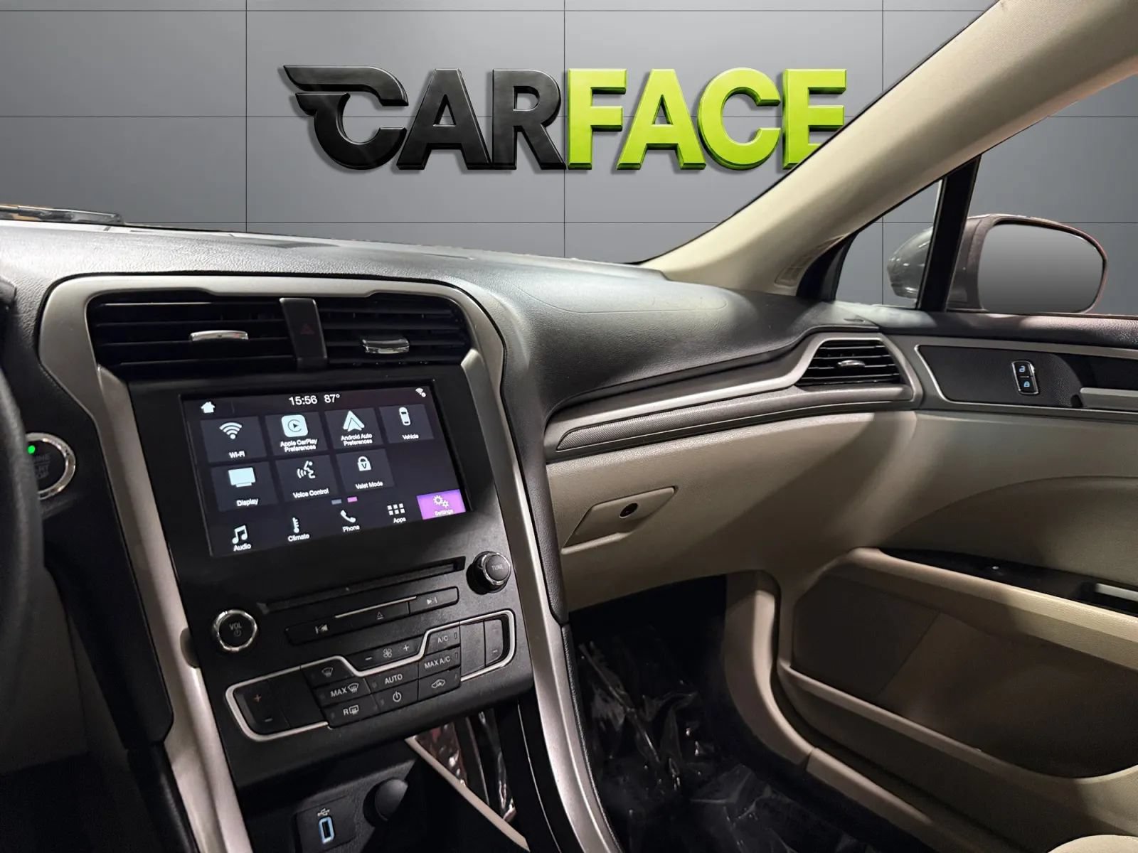Used 2017 Ford Fusion SE w/ Fusion SE Technology Package FWD image 36