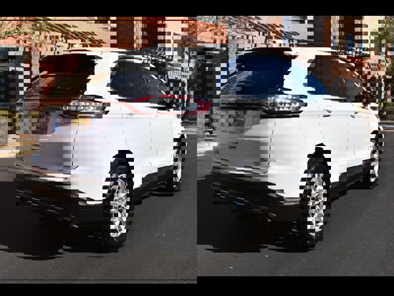 Used 2016 Ford Edge SEL image 7