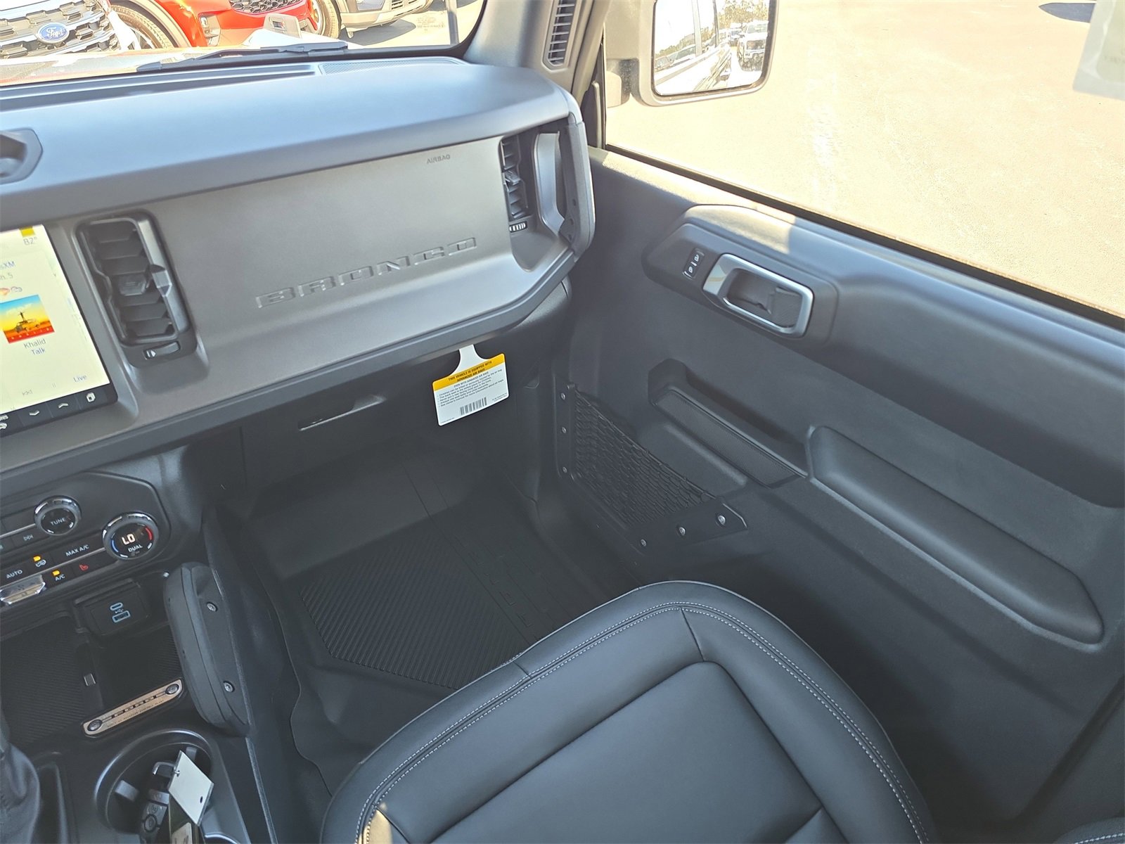 New 2025 Ford Bronco Badlands w/ Sasquatch Package image 11