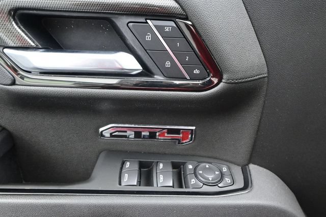 Used 2025 GMC Sierra 1500 AT4 w/ AT4 Premium Package AWD/4WD image 14