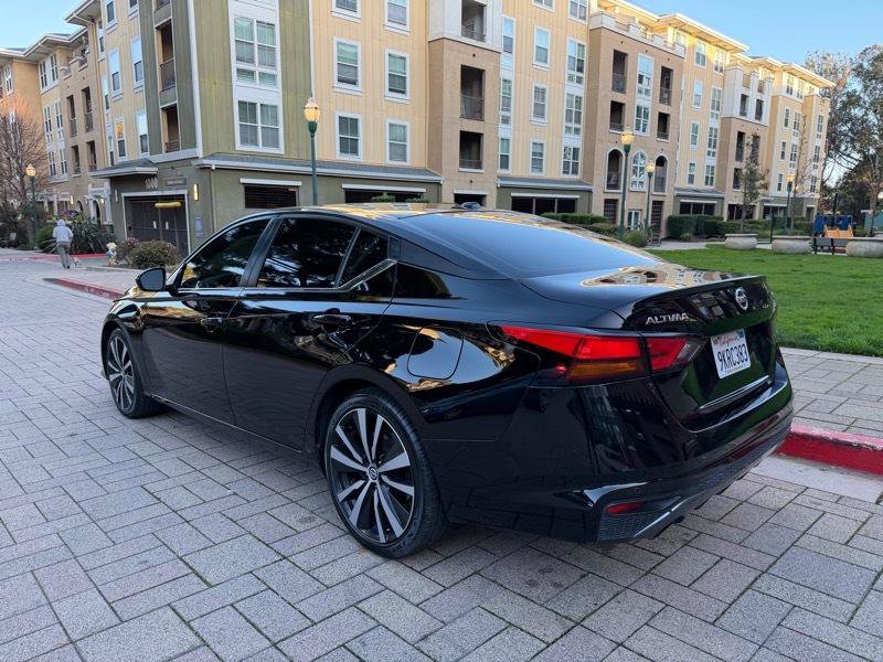 Used 2021 Nissan Altima 2.5 SR FWD image 13