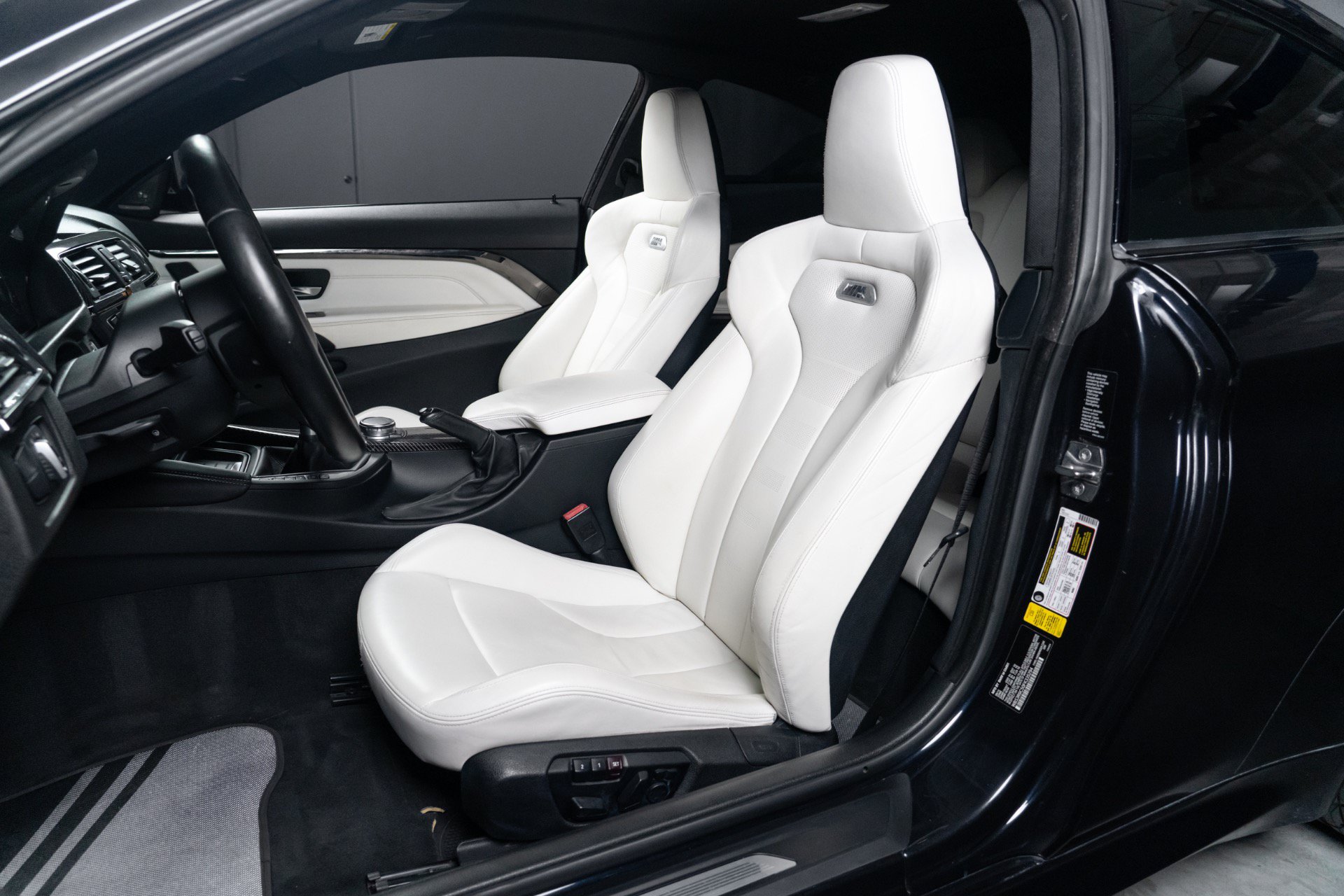 Used 2015 BMW M4 Coupe RWD image 26