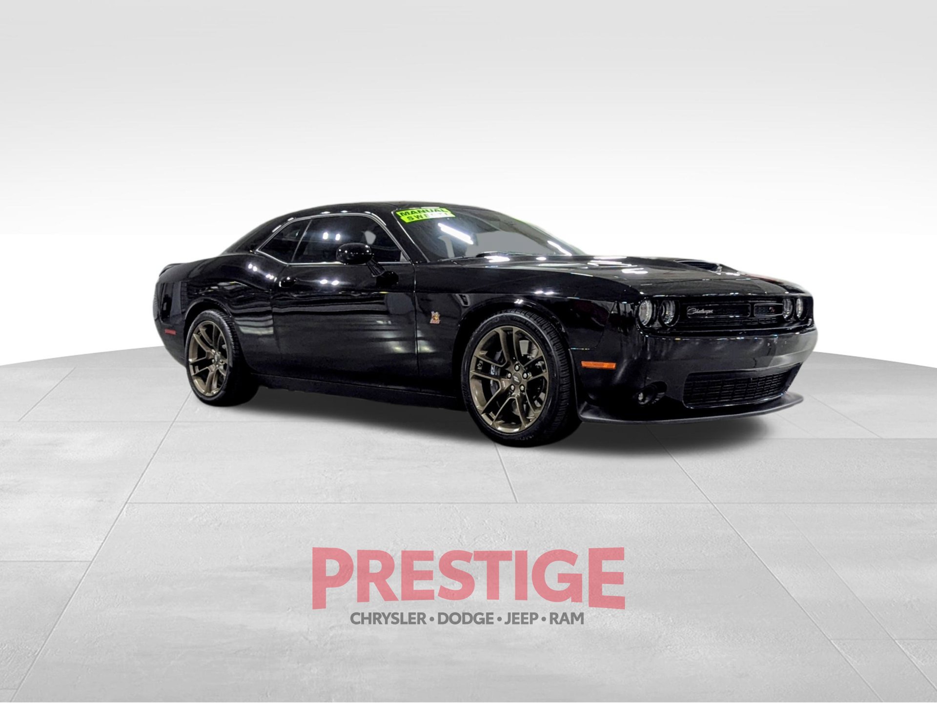 Used 2022 Dodge Challenger R/T Scat Pack w/ Dynamics Package RWD image 5