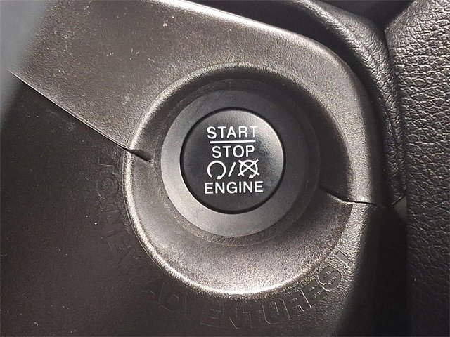 Used 2022 Jeep Renegade Limited image 22