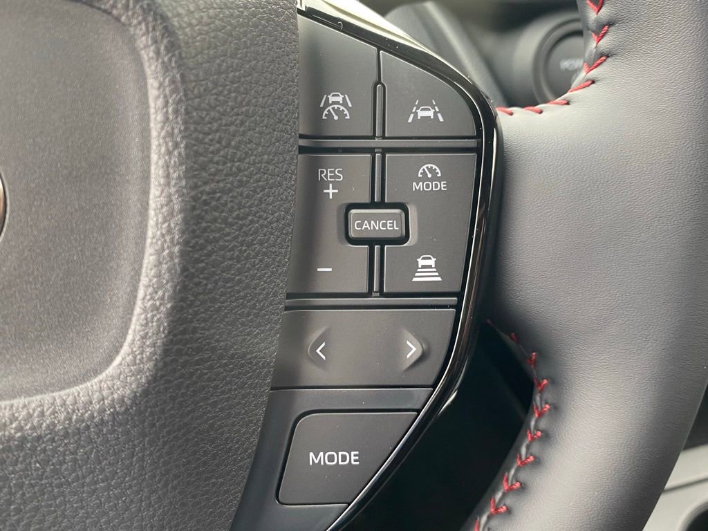 Used 2026 Toyota Prius Plug-In Hybrid image 24