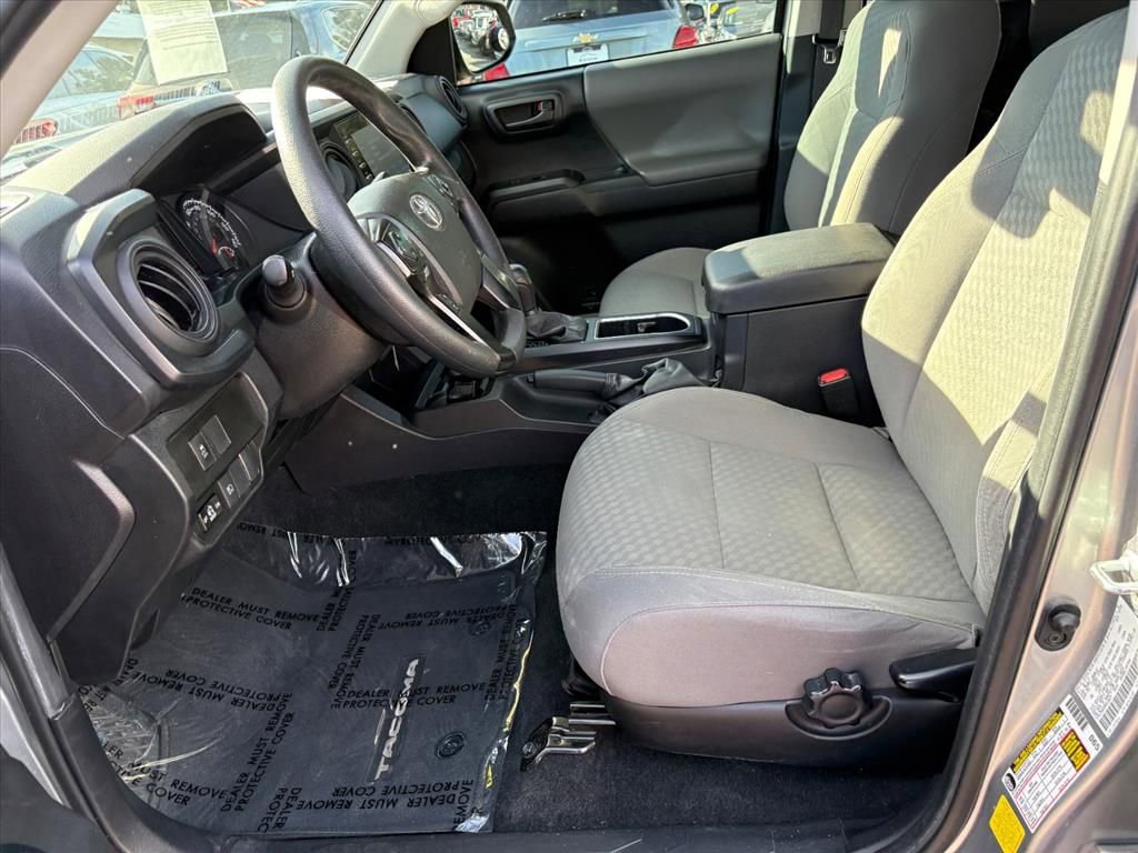 Used 2022 Toyota Tacoma SR image 13