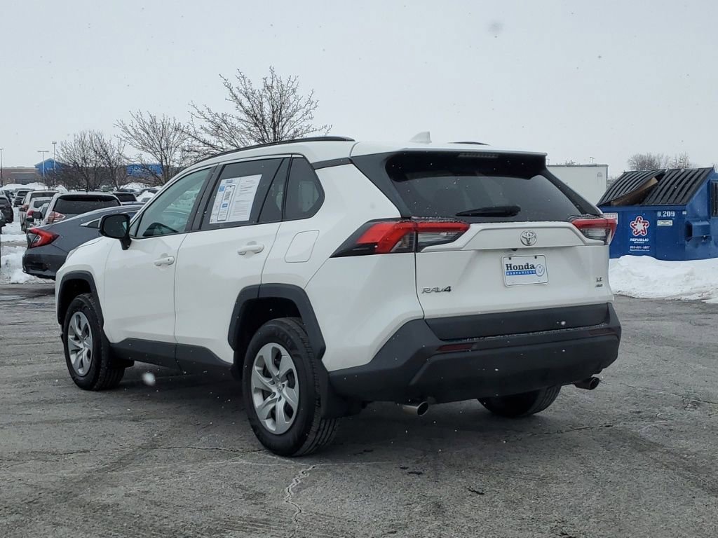 Used 2021 Toyota RAV4 LE image 5