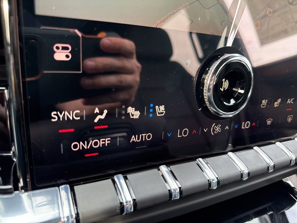 New 2026 GMC Yukon XL Denali image 23