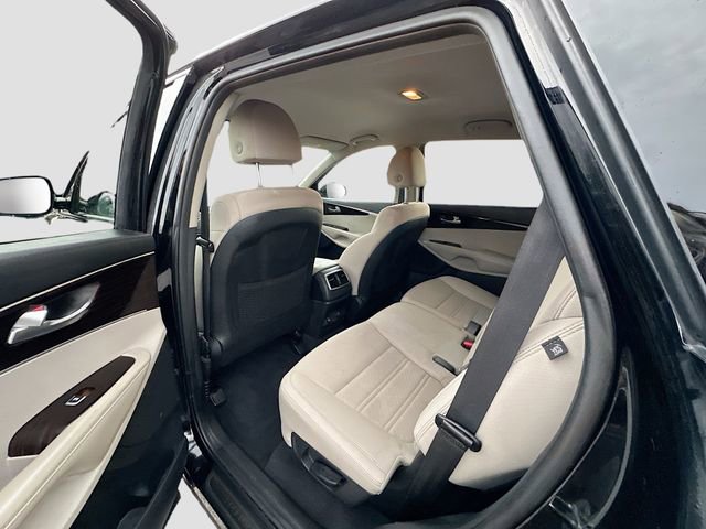 Used 2020 Kia Sorento LX w/ LX I4 Convenience Package image 23