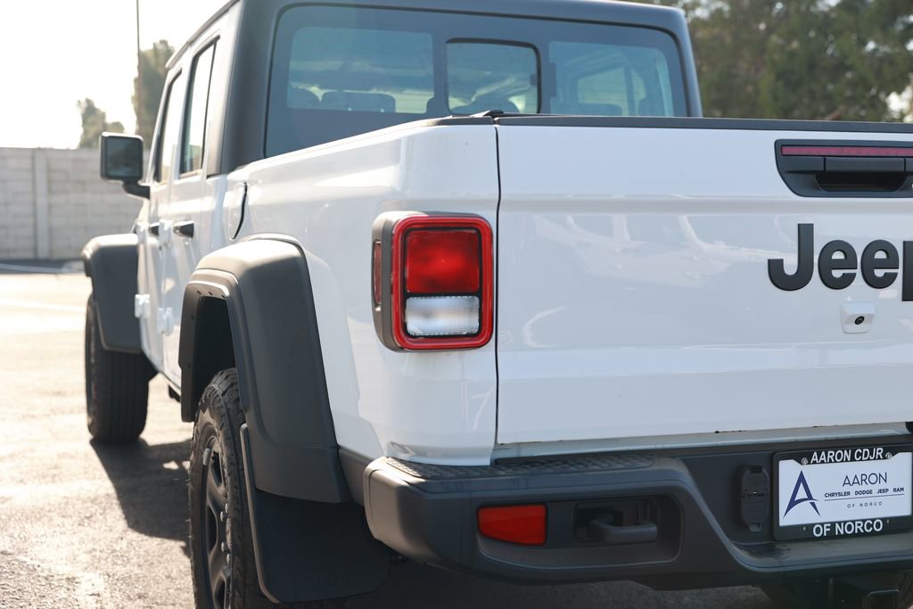 New 2026 Jeep Gladiator Sport image 10