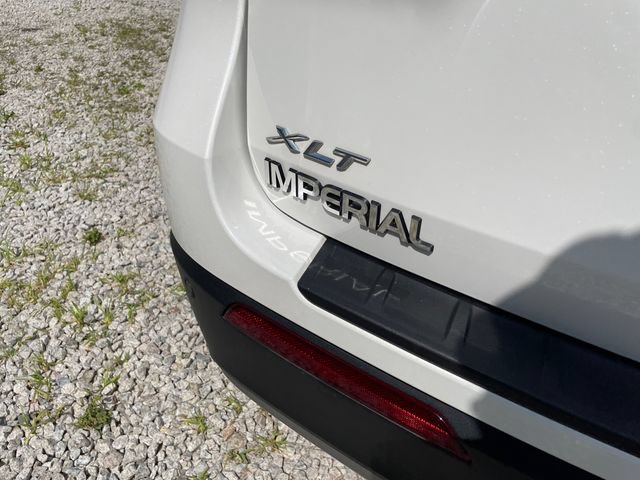 Used 2022 Ford Explorer XLT w/ Equipment Group 202A AWD/4WD image 13
