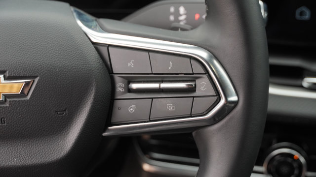 Used 2026 Chevrolet Equinox LT FWD image 27
