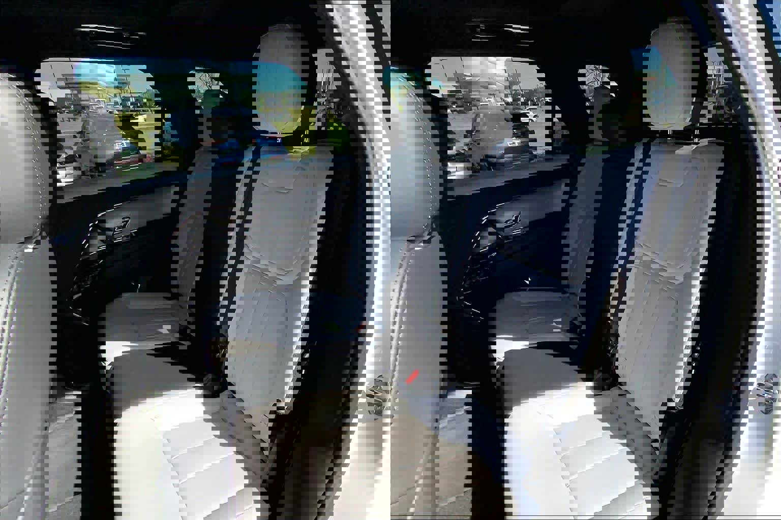 Used 2024 Land Rover Range Rover Sport Dynamic SE image 20