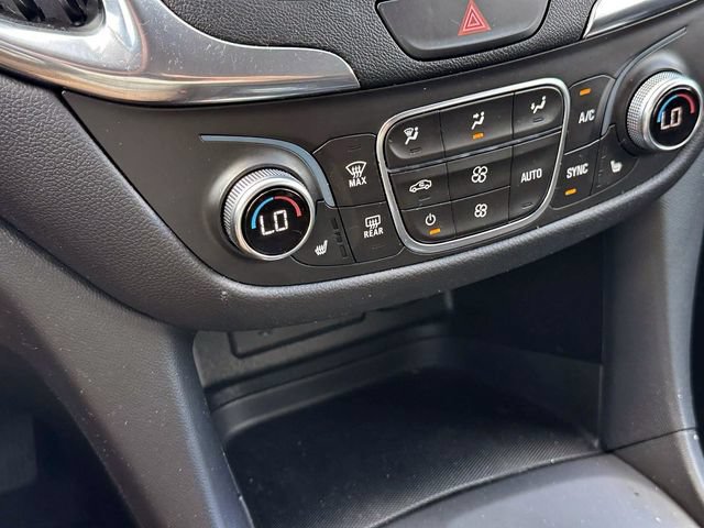 Used 2021 Chevrolet Equinox LT FWD image 27