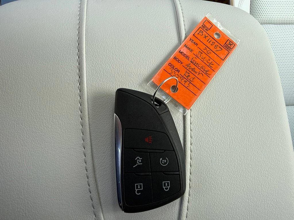 Used 2026 Buick Enclave Avenir w/ Super Cruise Package AWD/4WD image 34
