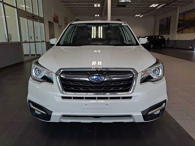 Used 2018 Subaru Forester 2.5i Touring w/ Popular Package #3B AWD/4WD image 2