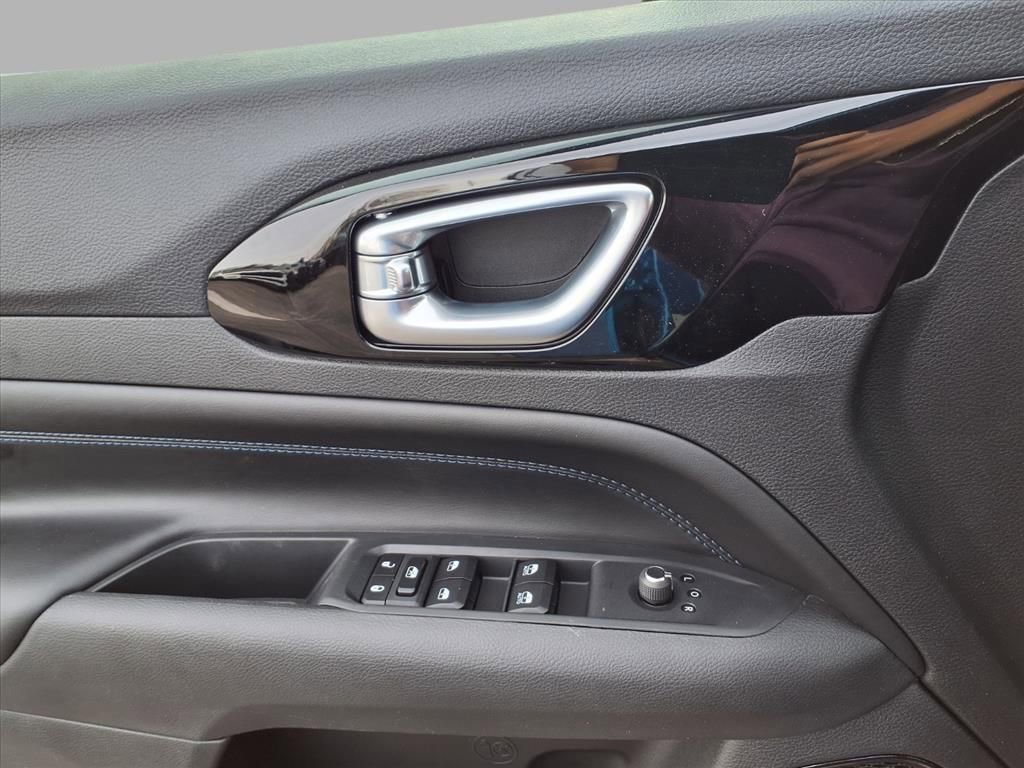 New 2026 Jeep Compass Latitude image 16