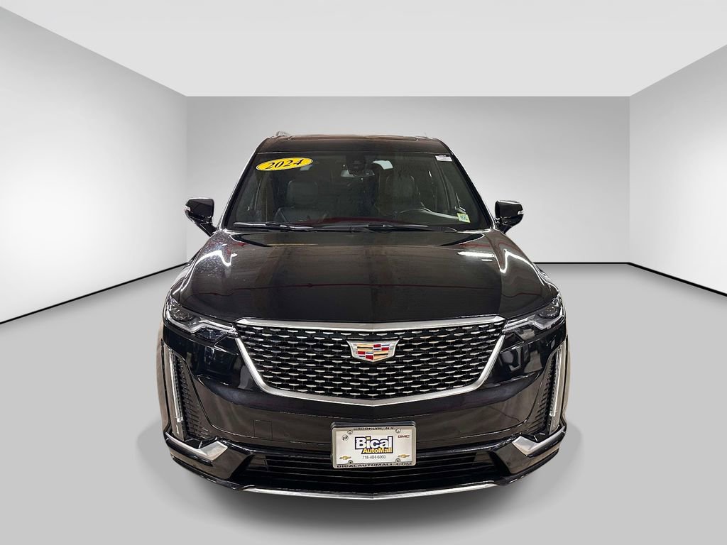 Used 2024 Cadillac XT6 Luxury AWD/4WD image 7