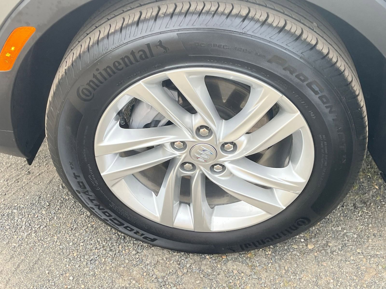 Used 2025 Buick Envista Preferred image 29