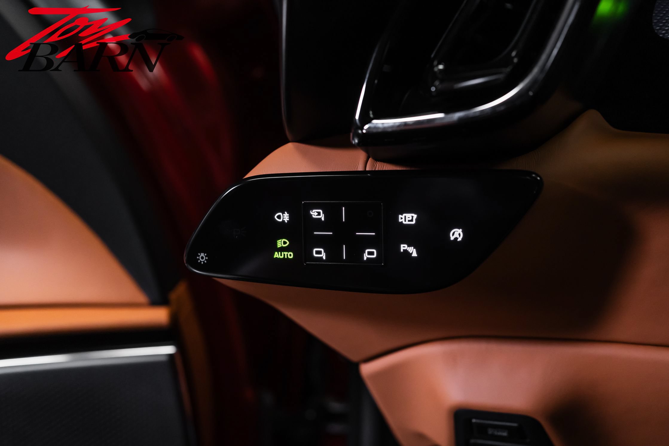 Used 2022 Ferrari Roma RWD image 29
