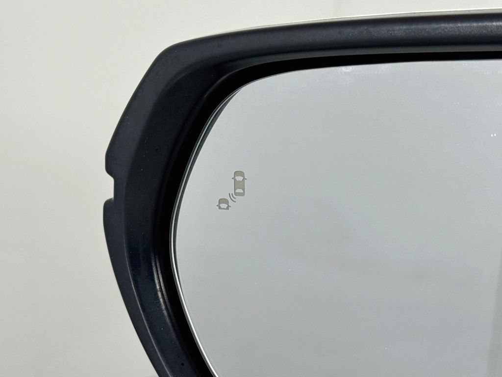 Used 2017 Honda CR-V Touring image 20