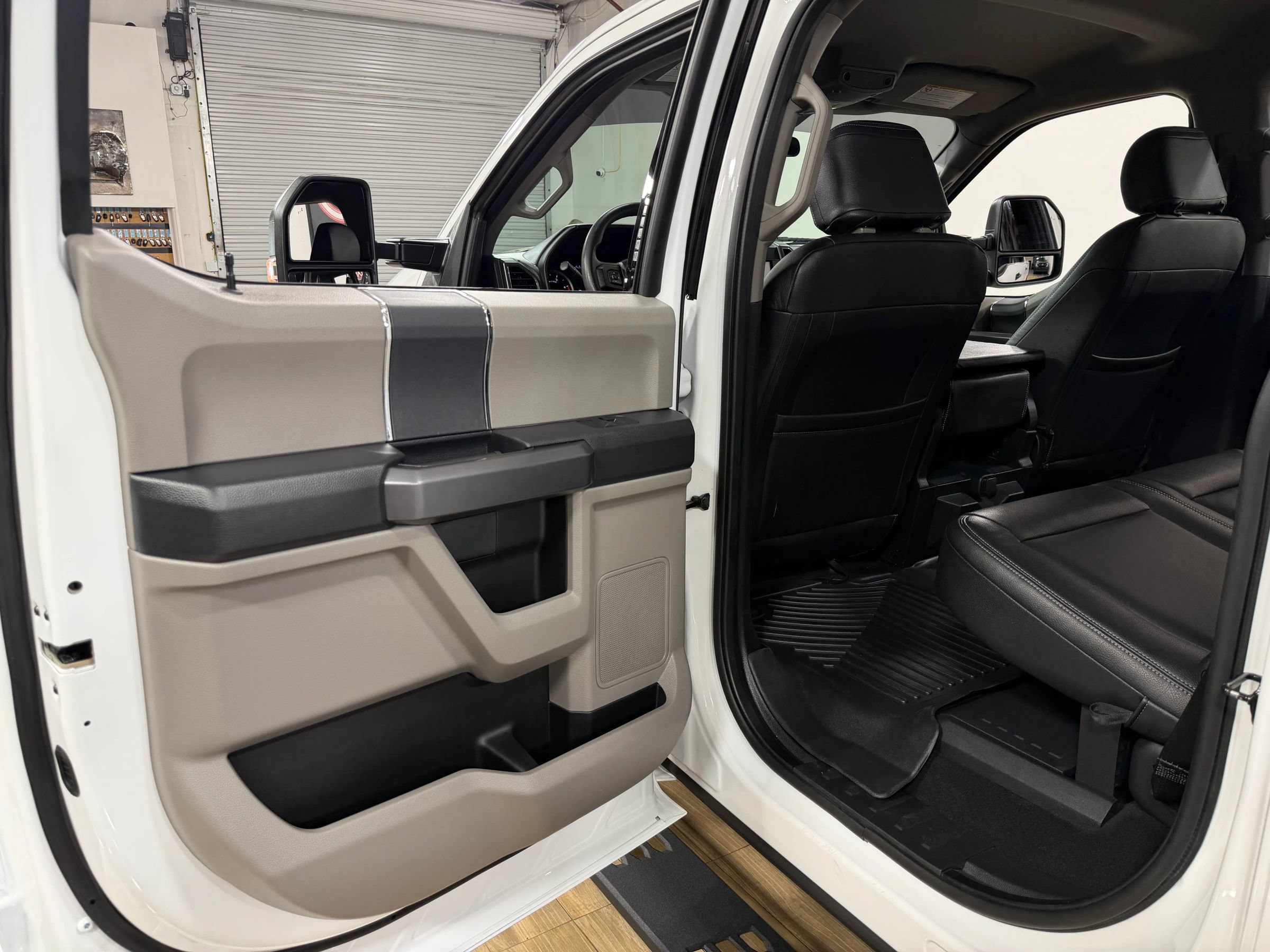 Used 2022 Ford F250 XLT w/ XLT Value Package AWD/4WD image 17