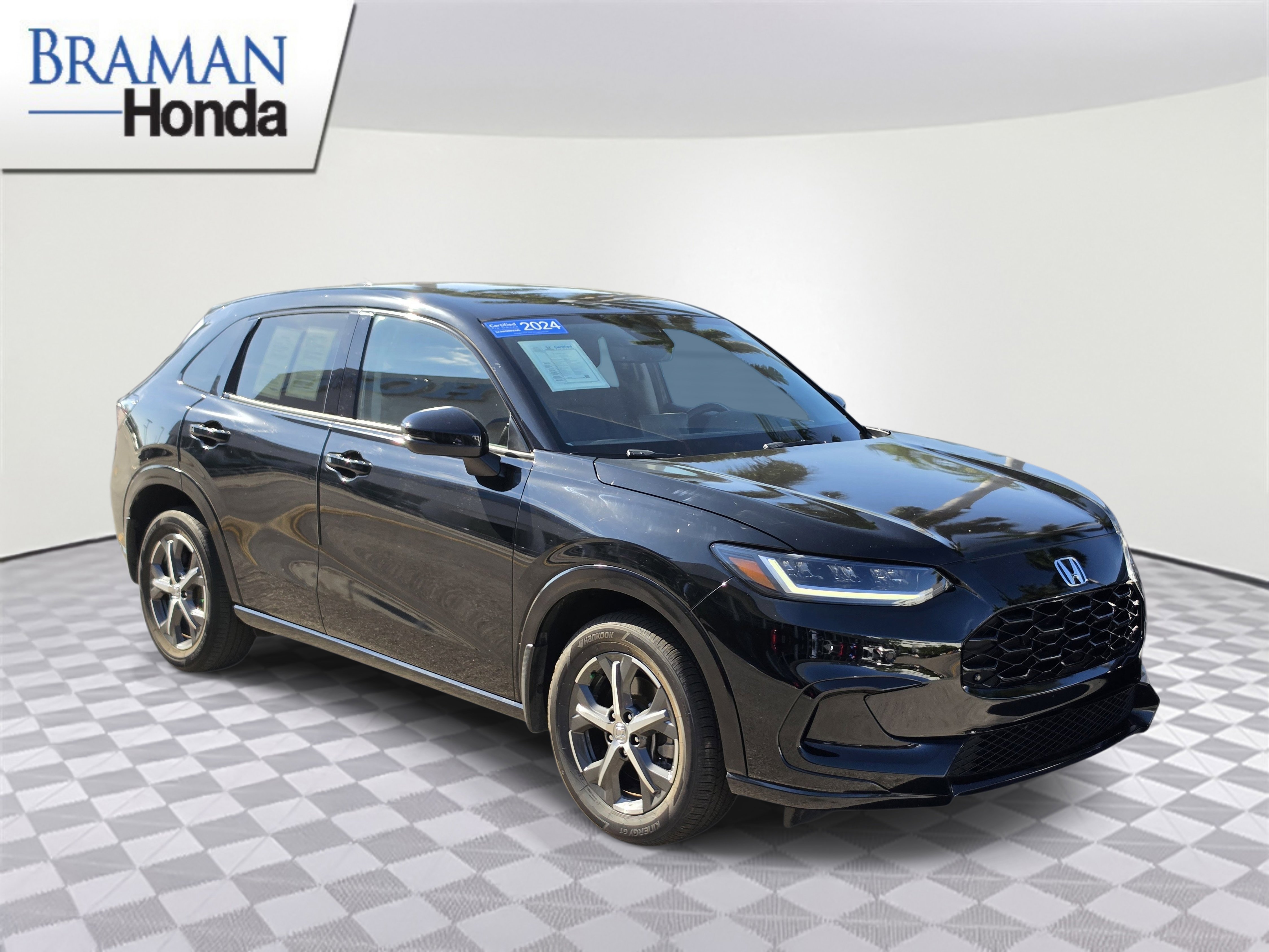 Certified 2024 Honda HR-V EX-L image 2