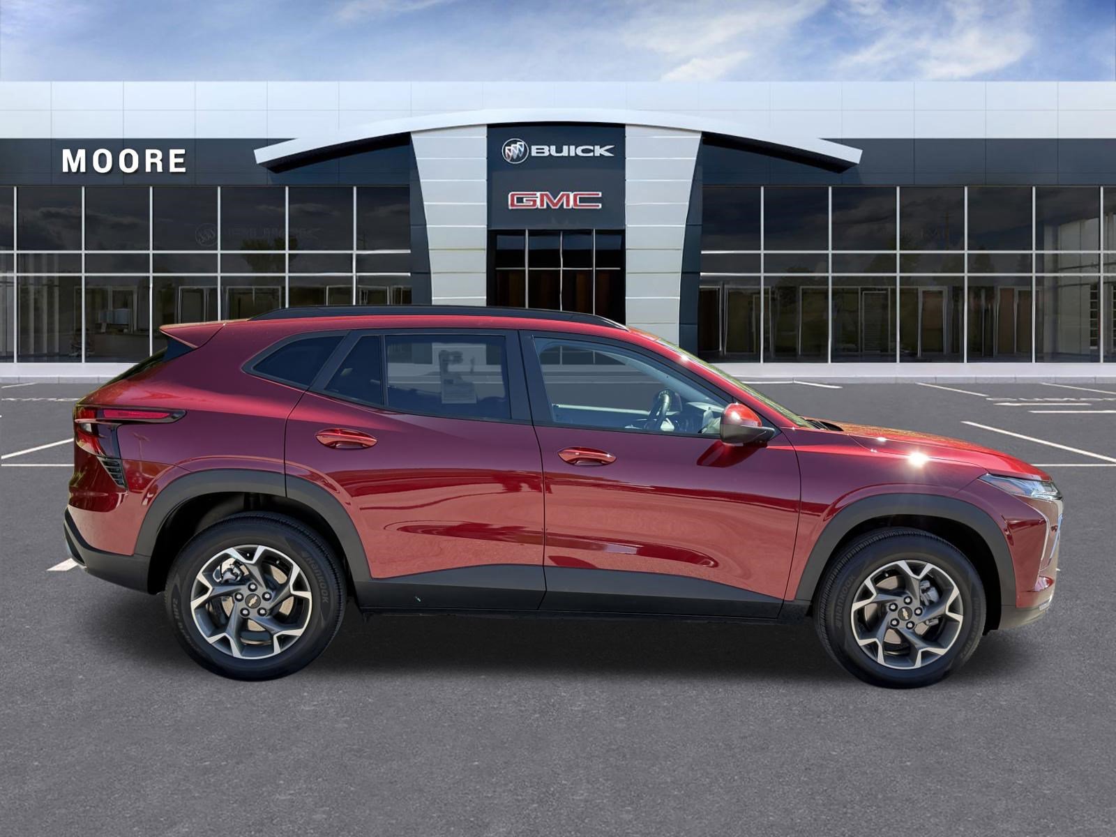 Used 2024 Chevrolet Trax LT w/ Driver Confidence Package image 2