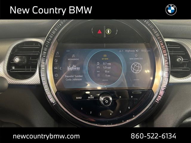 Used 2023 MINI Cooper 2-Door Hardtop image 20