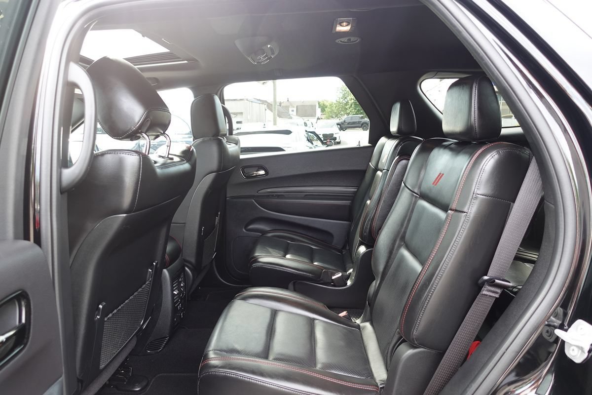 Used 2025 Dodge Durango R/T w/ Blacktop Package AWD/4WD image 15