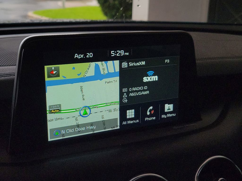 Used 2018 Kia Stinger Premium RWD image 25