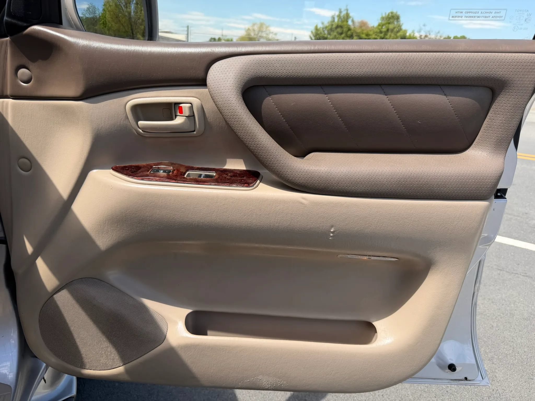 Used 2002 Toyota Land Cruiser AWD/4WD image 22