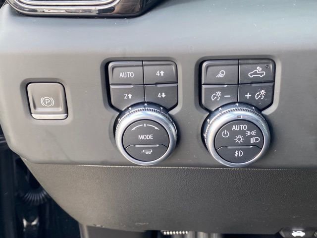 Used 2023 GMC Sierra 1500 AT4 w/ AT4 Preferred Package image 20