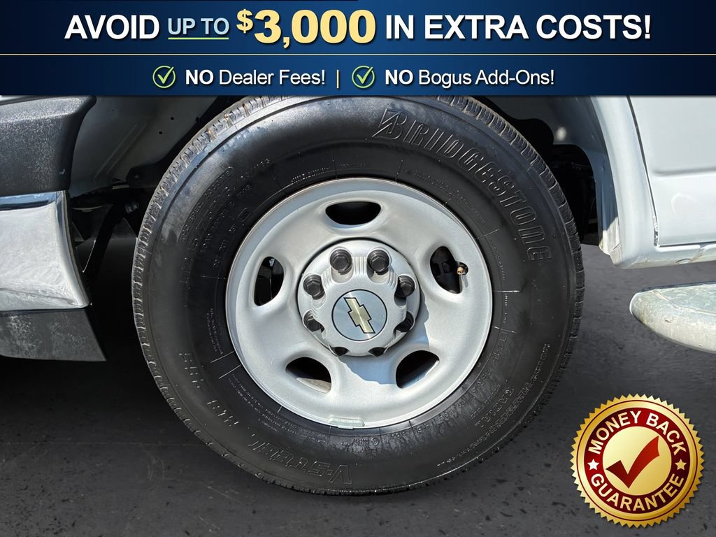 Used 2024 Chevrolet Express 2500 w/ Driver Convenience Package RWD image 13