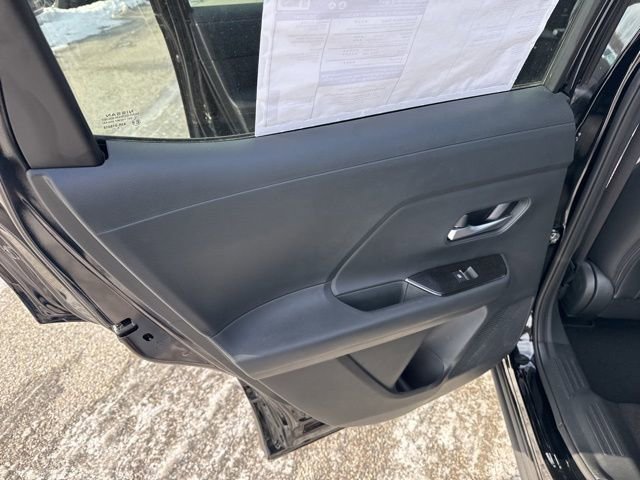 New 2026 Nissan Kicks SR image 35
