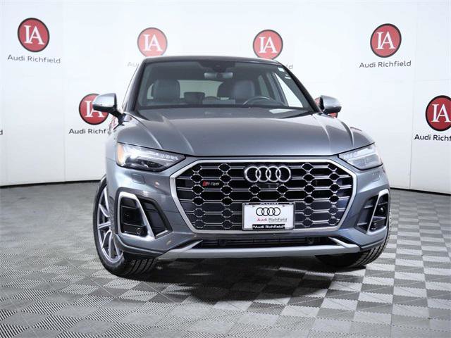 Used 2022 Audi SQ5 Prestige w/ Prestige Package image 3