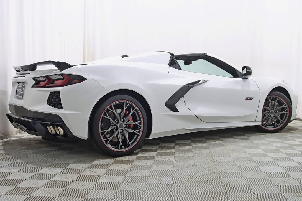 Used 2023 Chevrolet Corvette Stingray Premium Conv w/ Z51 Performance Package RWD image 9