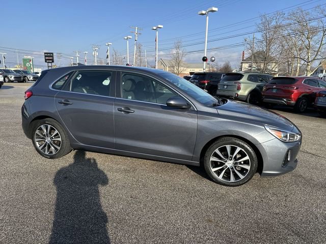 Used 2018 Hyundai Elantra GT image 32
