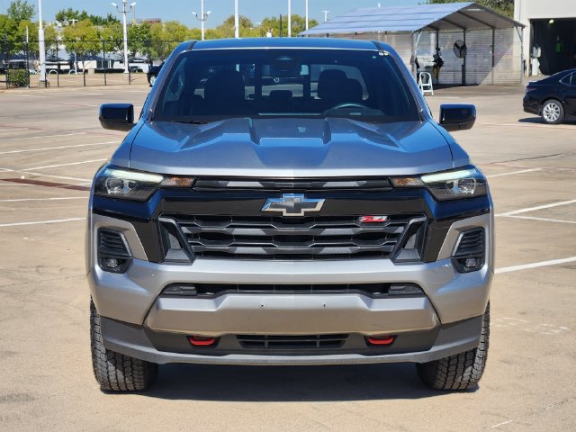 Used 2023 Chevrolet Colorado Z71 w/ Z71 Convenience Package 2 AWD/4WD image 9