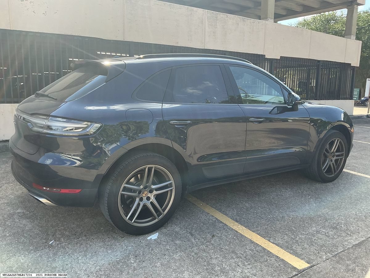 Used 2021 Porsche Macan AWD/4WD image 6