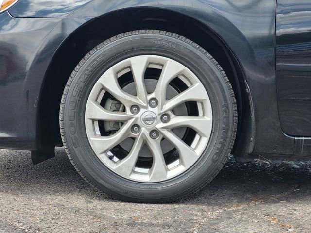 Used 2017 Nissan Sentra S w/ S Style Package FWD image 7