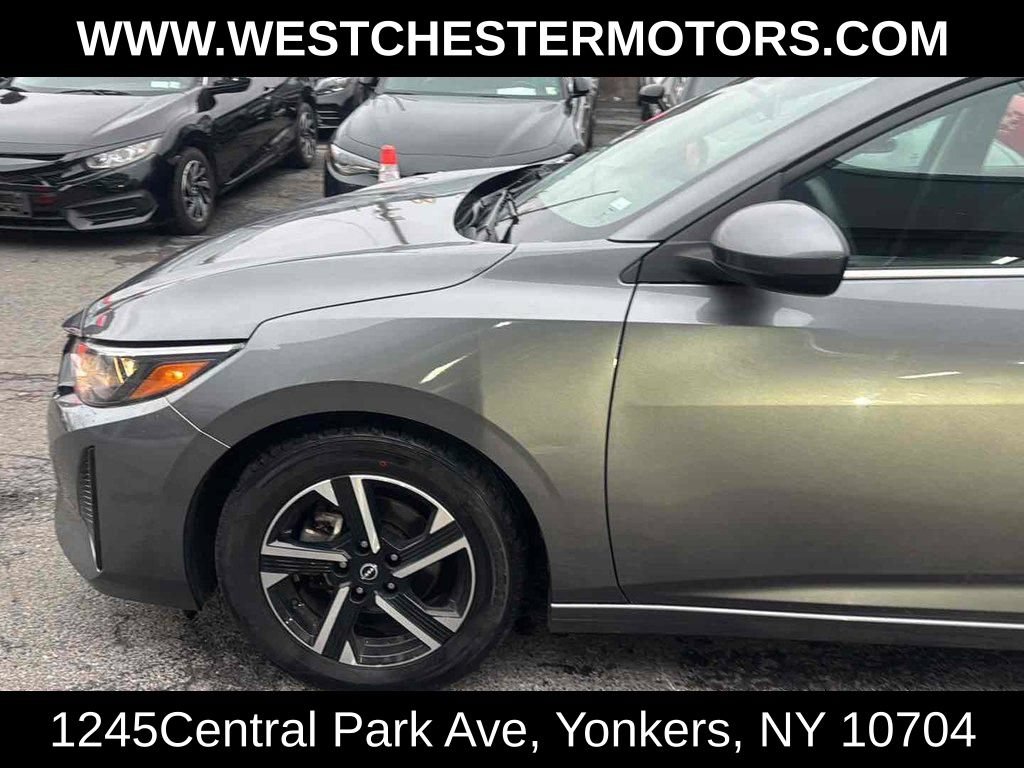 Used 2024 Nissan Sentra SV FWD image 9