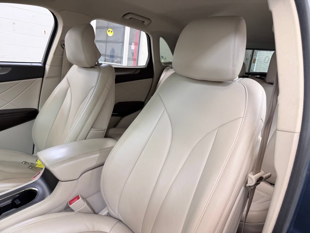 Used 2018 Lincoln MKC Premiere FWD image 15