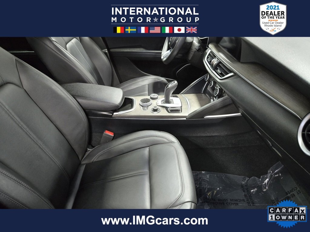 Used 2022 Alfa Romeo Stelvio Ti image 56