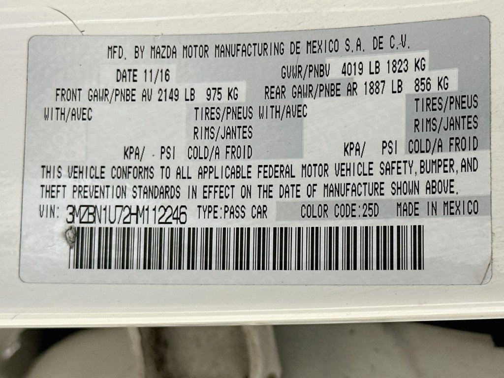 Used 2017 MAZDA MAZDA3 Sport FWD image 35