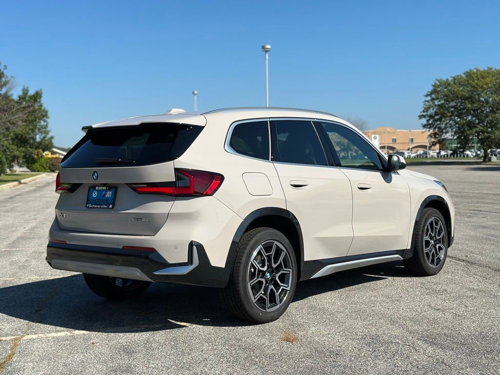 New 2026 BMW X1 xDrive28i w/ Technology Package AWD/4WD image 7